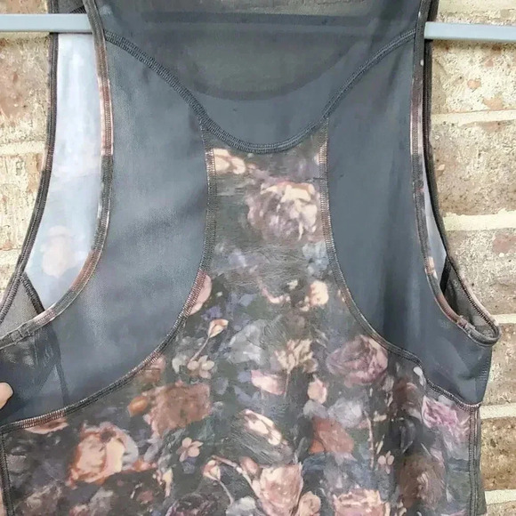 Lululemon Sculpt Tank IIFrosted Rose Multi / Melanite - Picture 8 of 8
